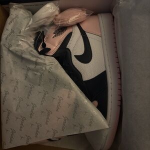 Jordan 1 Retro “Bubblegum”